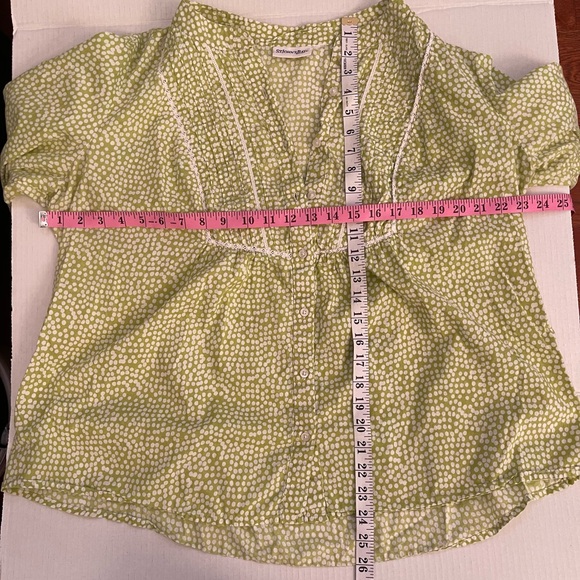 St. John's Bay Green Puff Sleeve Mandarin Collar Top - Picture 6 of 7